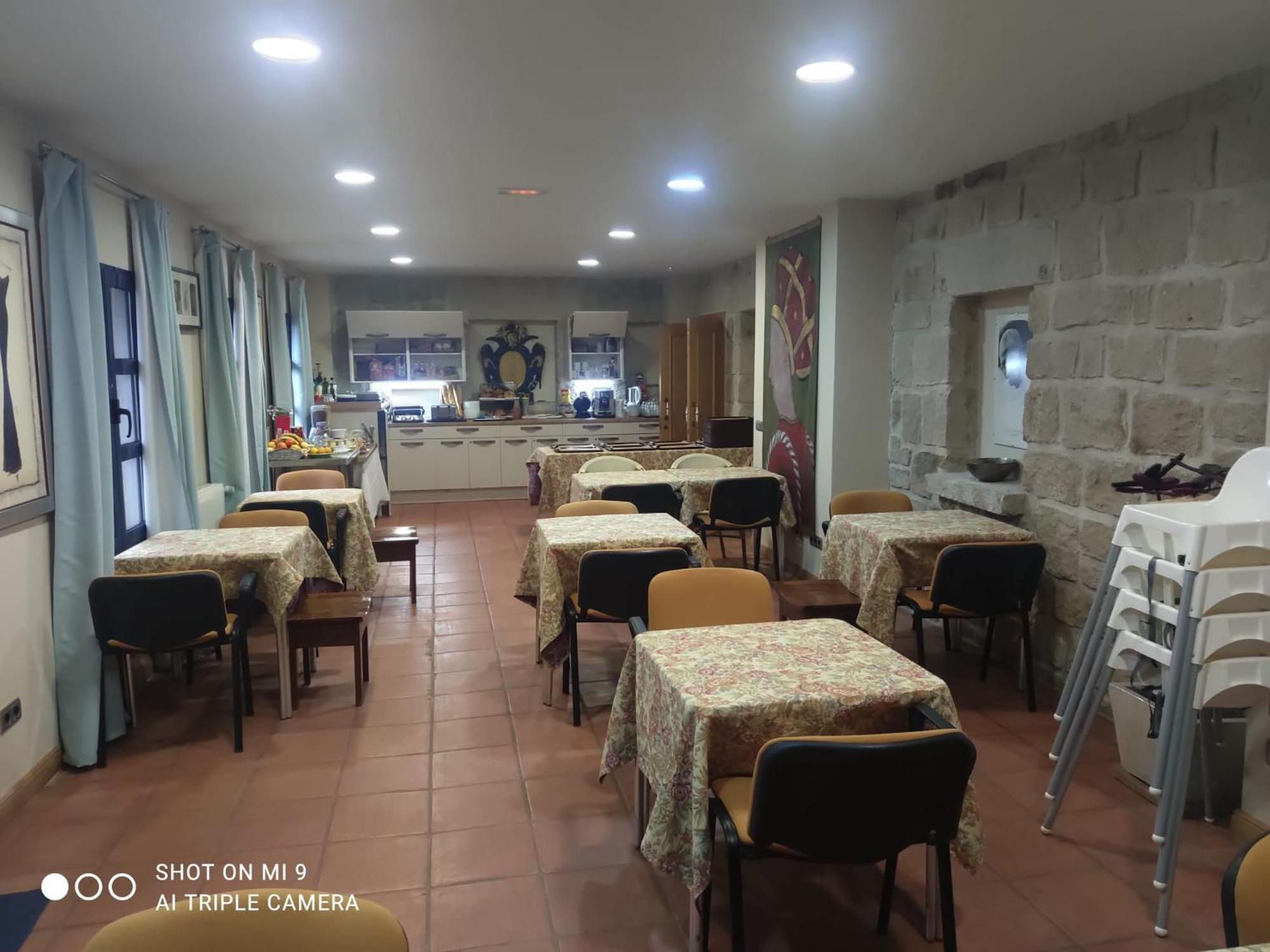 Hotel Sara De Ur La Cabrera Exteriör bild