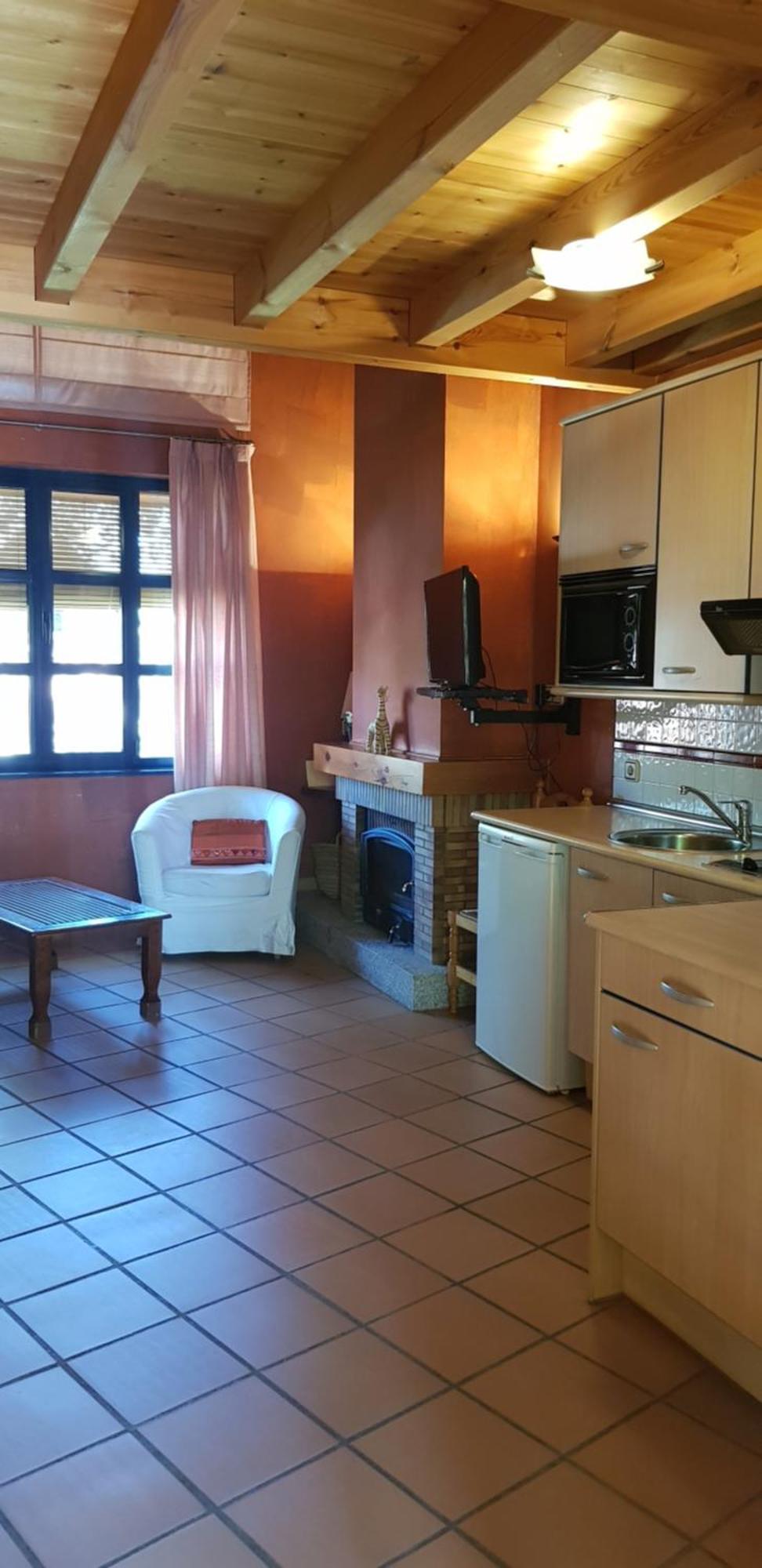 Hotel Sara De Ur La Cabrera Exteriör bild