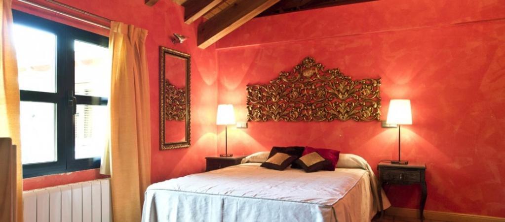 Hotel Sara De Ur La Cabrera Exteriör bild